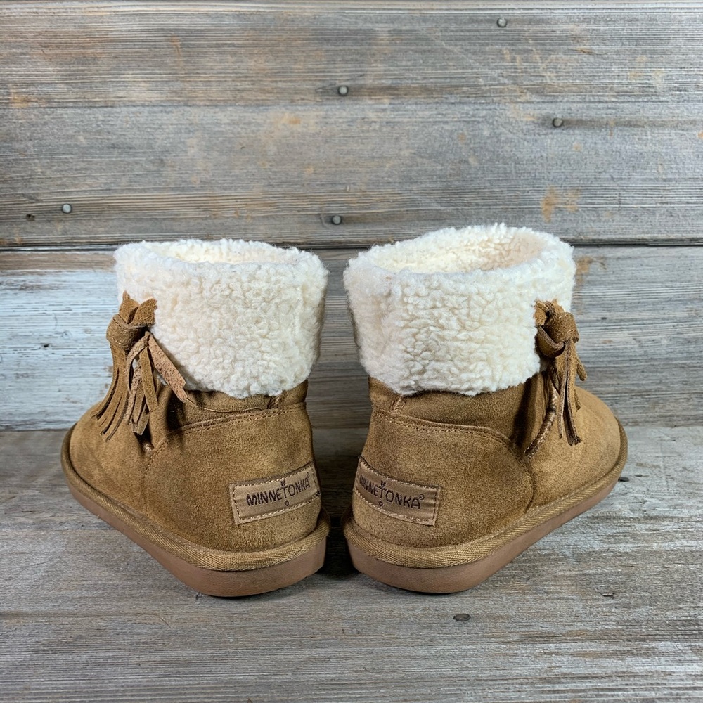 Minnetonka Faux Fur & Suede Side Fringe Boots - Picture 5 of 8